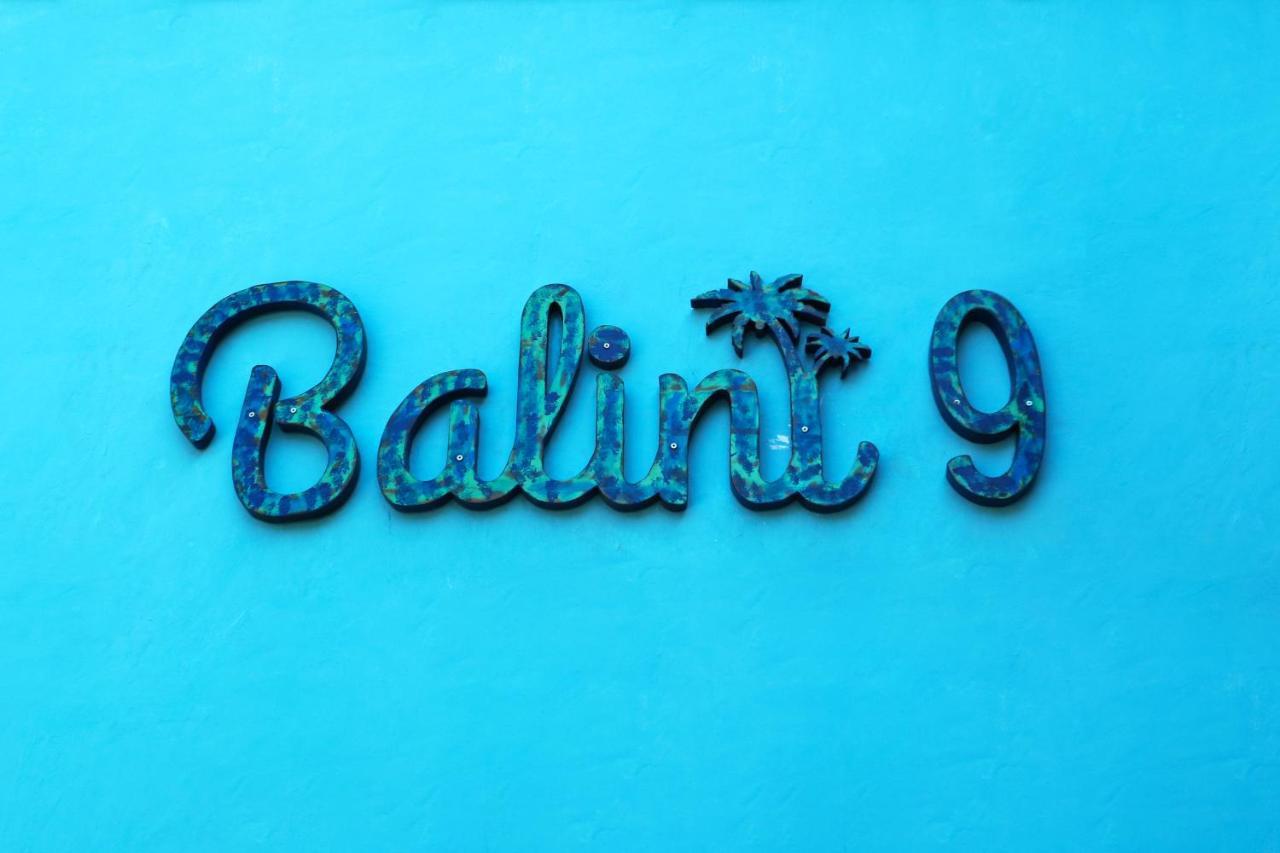 Balini 9 Hostel Denpasar Zewnętrze zdjęcie