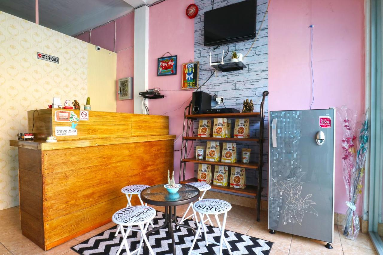 Balini 9 Hostel Denpasar Zewnętrze zdjęcie