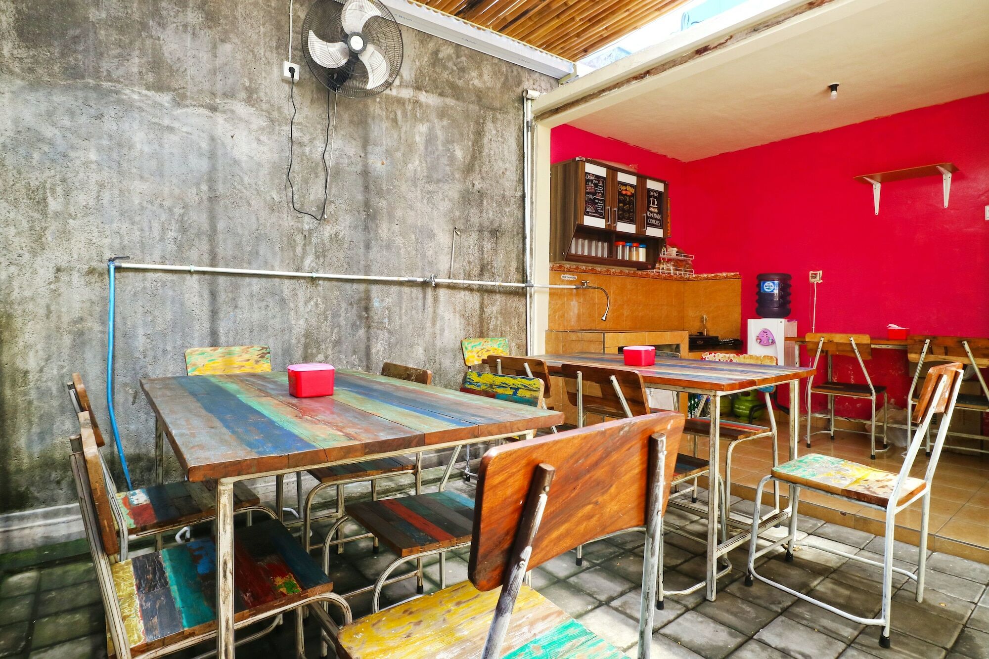 Balini 9 Hostel Denpasar Zewnętrze zdjęcie